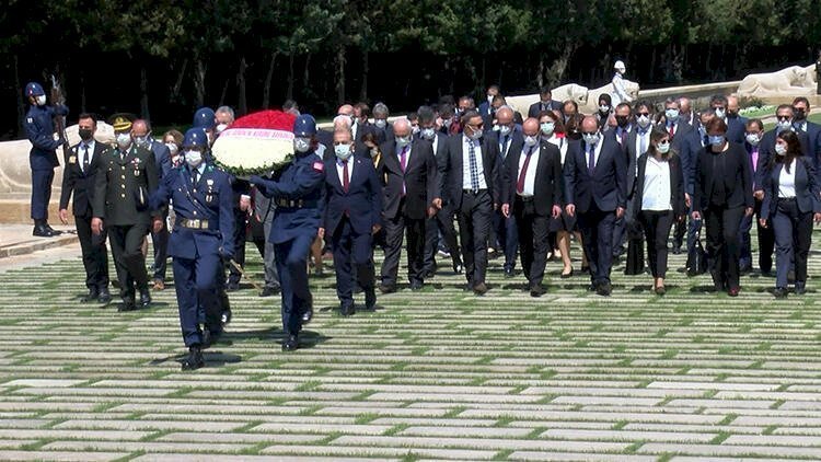 SGK heyetinden Anıtkabir’e ziyaret