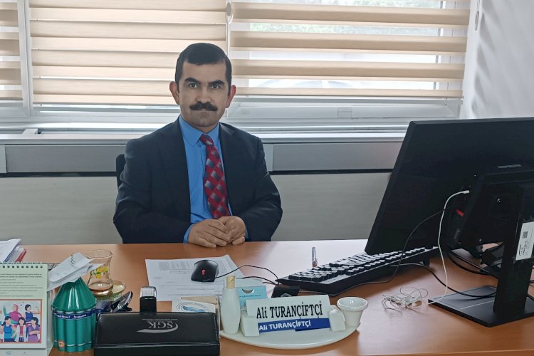 Sgk çalışanlarına  17 yıllık iş yüklendi, özlük haklarında yine yok sayıldı